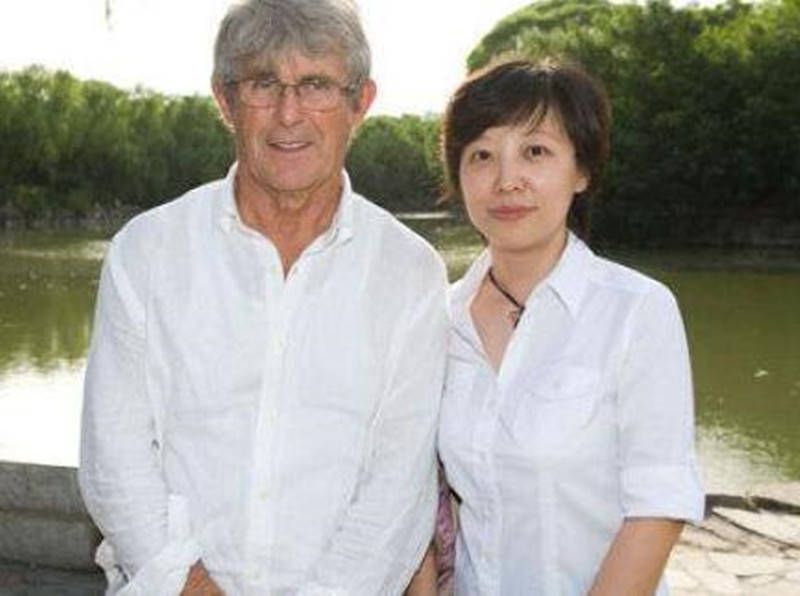 juliaann办公室与黑人